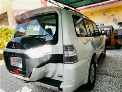 ميتسوبيشي باجيرو